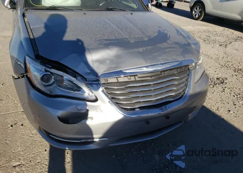 2013 Chrysler 200 Touring from USA, damaged, VIN 1C3CCBBB4DN765112